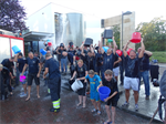 Blusgroep Burgum en Gytsjerk halen nat pak voor de  Ice Bucket Challe